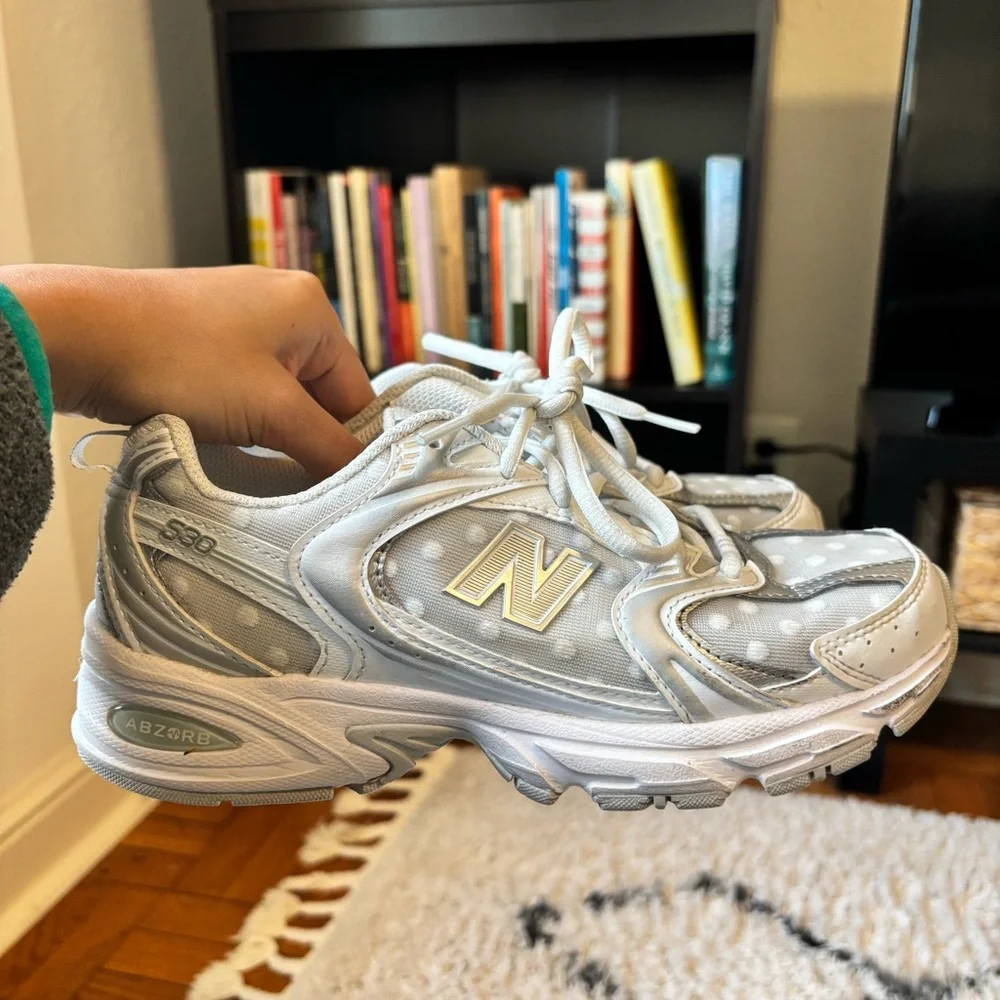 Polka Dot Anthroplogie New Balance 530 Sneakers Women’s 6.5 - Picture 3 of 7